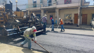 A muy buen ritmo continúan los trabajos de asfaltado