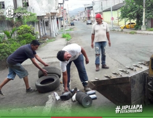 Continúan las mingas en los Barrios de la Urbe
