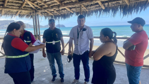 Municipio inspecciona restaurantes en Puerto Cayo