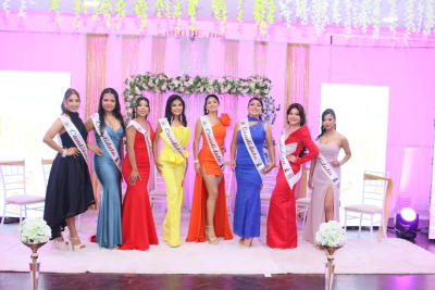 Candidatas a Reina de Jipijapa, brillan en su presentación oficial