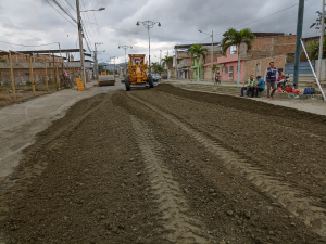 Bacheo en la Av. Alejo Lascano