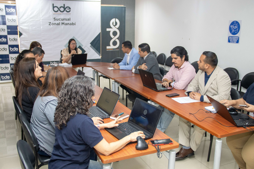 Coordinación con el BDE fortalece la ejecución de obras estratégicas para el cantón.