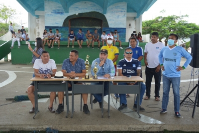 Gran acogida en el campeonato relámpago femenino de fútbol sala