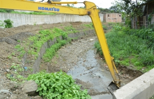 Continúa la limpieza del río Jipijapa