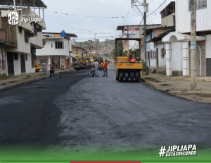 Mejora movilidad con pavimentación de calles