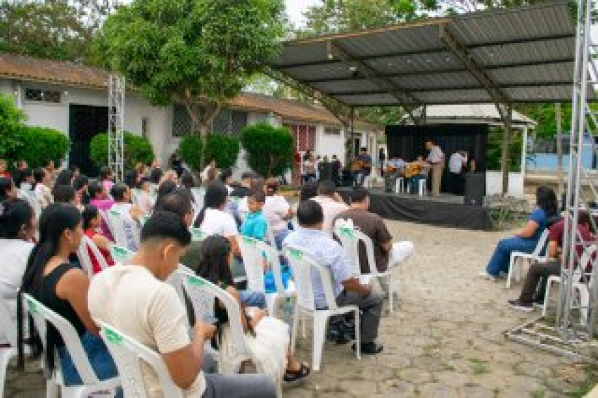 El talento de nuestros niños engalanan a Jipijapa.