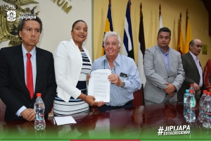GAD Jipijapa y FET firman convenio de cooperación