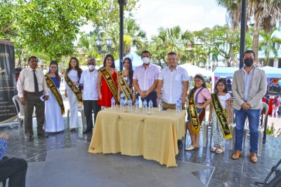 Feria de emprendedores por las festividades de Jipijapa