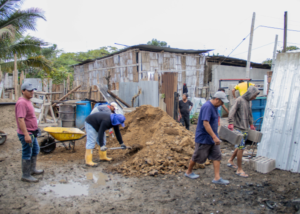 ¡Alianza Solidaria devuelve sus viviendas!