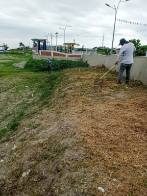Mantenimiento y cuidado del Malecón de Puerto Cayo