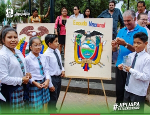 Ganadores del Concurso por el Día del Escudo Nacional