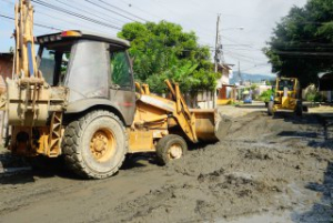 Ejecutamos trabajos de reconformación vial