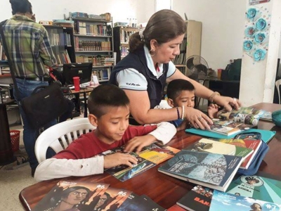 Kit de Libros recibió Biblioteca Municipal