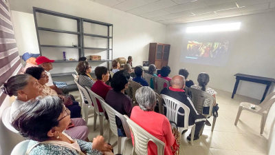 Cine en el club Arcoíris