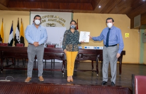 Entrega del Estudio de Mercado para el cantón