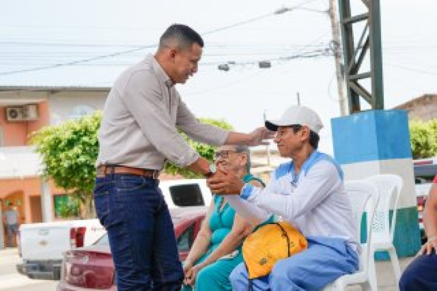 Alcalde (S) Edison Quimis y concejales recorrieron e inauguraron obras en distintos sectores del cantón.