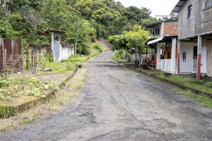 Comprometidos con el desarrollo de la zona rural, avanzamos con la rehabilitación vial en la parroquia El Anegado