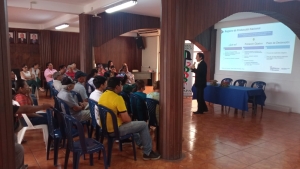 Capacitación sobre fortalecimiento de inserción estratégica del país en el comercio mundial a emprendedores del cantón