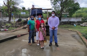 Limpieza en la escuela Ana Luz Solís
