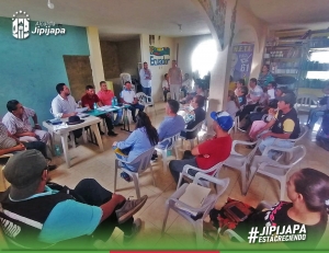 Reunión de trabajo en Puerto Cayo