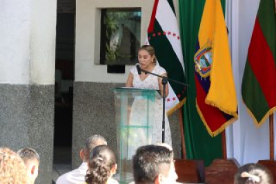 En un acto lleno de civismo, identidad y orgullo por nuestras raíces, la alcaldesa Dra. Ángela Plúa