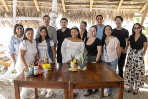 En Puerto Cayo, culminamos con el curso de Coctelería