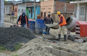 Continúan los trabajos de Construcción de Aceras y Bordillos