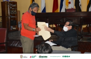 Alcalde se reúne con miembros de la federación de Barrios de Jipijapa
