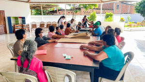 En el Club Arcoíris disfrutamos del Bingo Saludable una actividad que combinó diversión