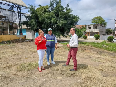 Comisaría inspecciona terrenos baldíos tras plazo de limpieza otorgado La Comisaría Municipal realizó un recorrido de inspección en distintos sectores del cantón, verificando el estado de los terrenos baldíos que fueron previamente notificados para s