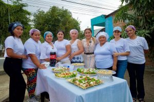 El Curso de Bocaditos concluyó con éxito en la Cdla. Luis Bustamante