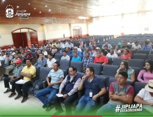 Reunión por legalización de tierras en Joa