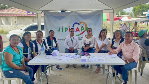 Trabajos de limpieza en el balneario Puerto Cayo